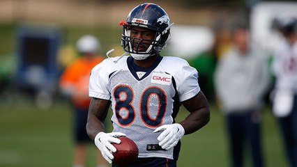 How is Vernon Davis fitting in with the Broncos?