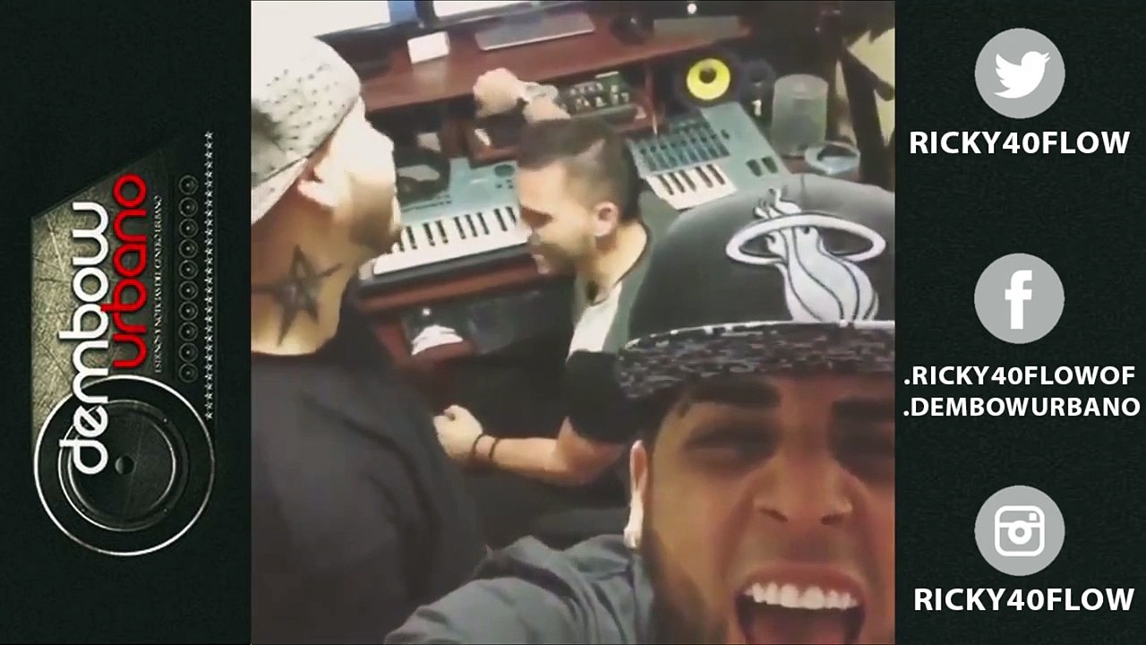Farruko Los Favoritos (Intro) Prod by Dj Luian (Preview)