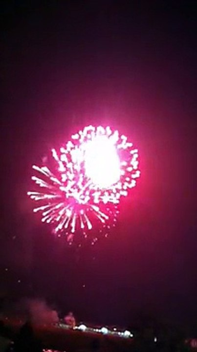 perfect firework  muhteşem havai fişek gösterisi