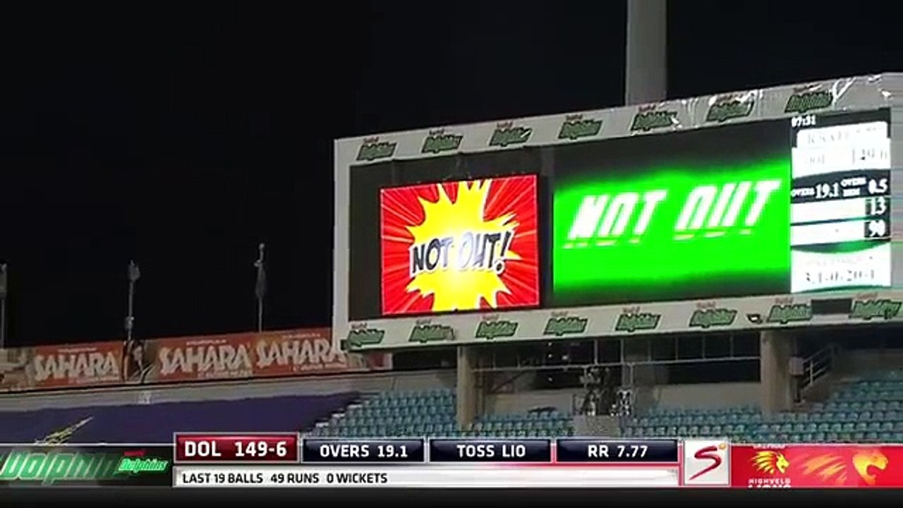 Kevin Pietersen Smokes 30 Runs In The Final Over