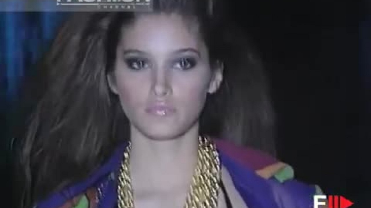 GAI MATTIOLO Spring Summer 2001 3 of 4 Milan Pret a Porter by Fashion Channel