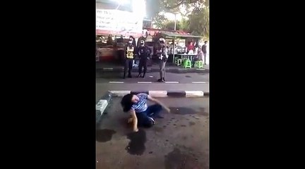 สาวเข้าห้องน้ำที่.บ.ข.ส.หนองคาย กลับออกมาก็เป็นแบนี้... (5/11/58)