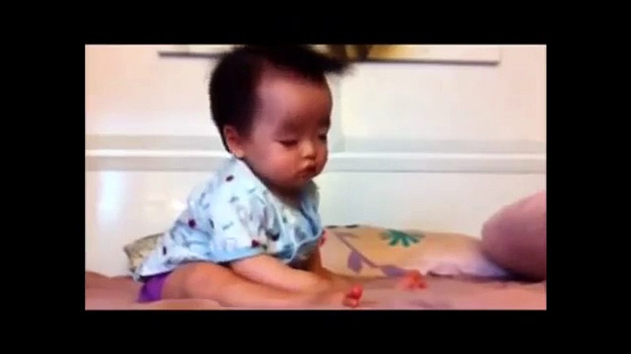 Funny Baby Video Clips For WhatsApp