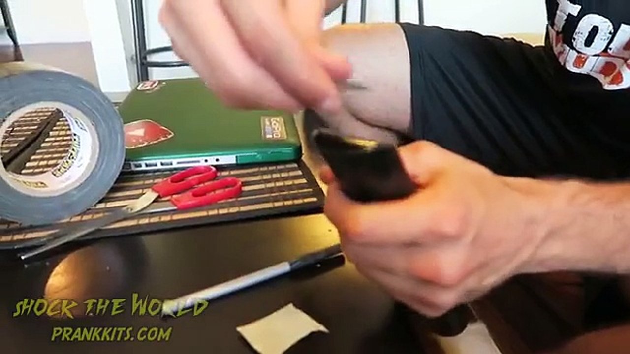 10 FUNNY APRIL FOOLS PRANKS!! - HOW TO PRANK