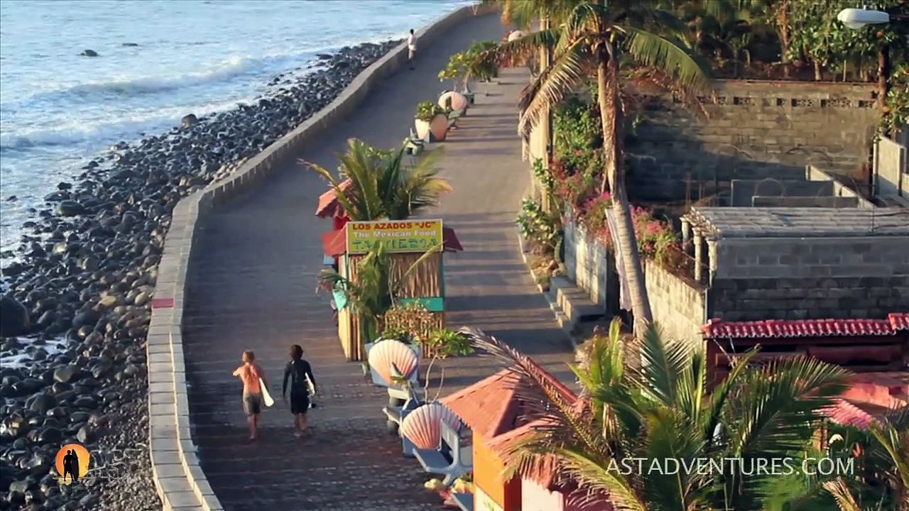 Enjoy Surfing in El Salvador, Punta Roca.