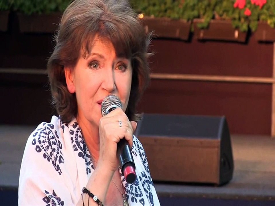 HALINA FRĄCKOWIAK - GARAZE GWIAZD