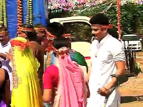 Saath Nibhana Saathiya - Gaura to kill Meera or Vidya 4th nov 2015