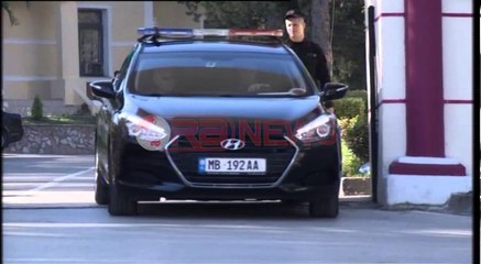 Basha: Është djegur laboratori kriminalistik, policia mohon - Ora News- Lajmi i fundit-