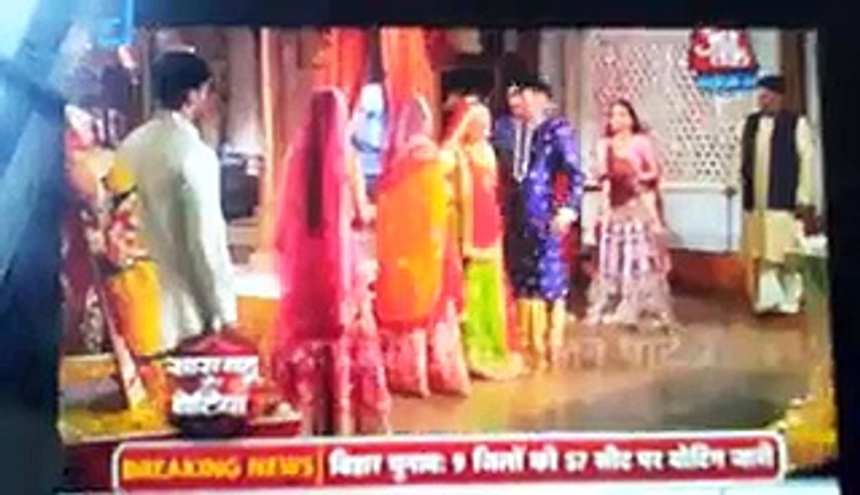 Lalima ne Khud kiya Sooraj aur Sandhya ko Honeymoon bhej ne ka plan jis se Sandhya ko hua uus par shak - 5 November 2015