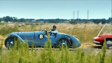 JOHNNIE WALKER BLUE LABEL presents Jude Law in 'The Gentleman’s Wager II'  [DE]