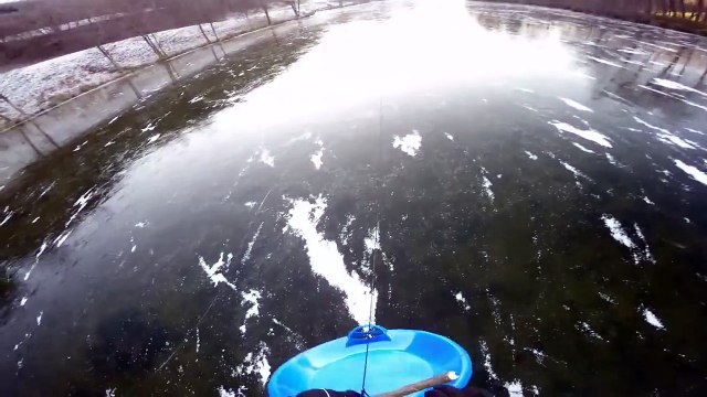 Se faire tirer sur un lac gelé