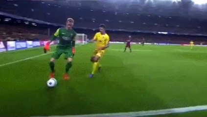 Marc-André ter Stegen embracing his inner Neuer.