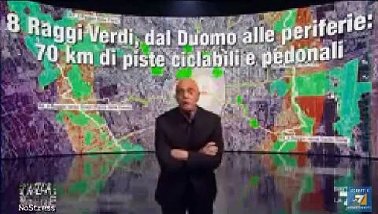 Crozza : "Come fregare l'appalto alla Turchia...barando!"