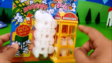 アンパンマン アニメ❤おもちゃ 電話ボックスにアンパンマン人形どれだけ入るでしょう？