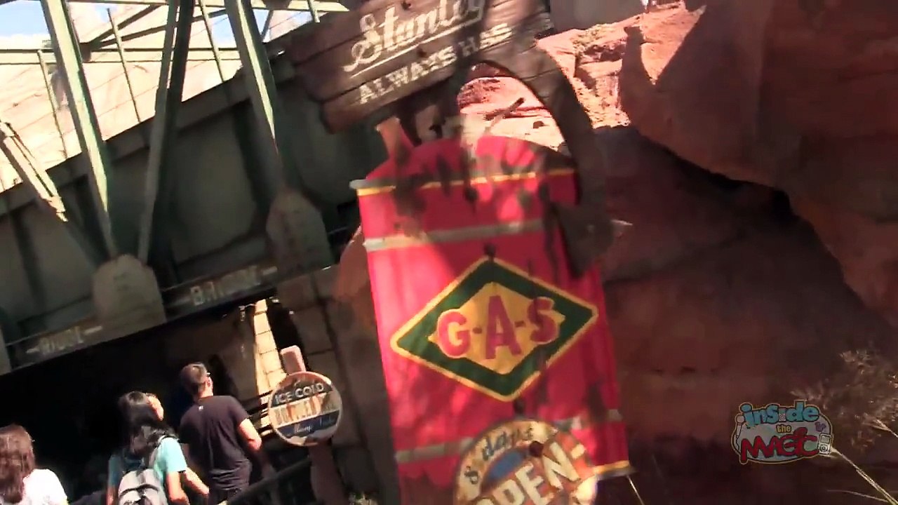Full Ride: Radiator Springs Racers in Cars Land at Disney California Adventure POV HD