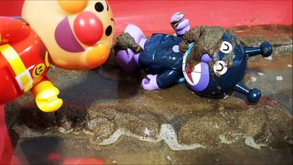 アンパンマンおもちゃアニメ❤水遊び！砂遊び！川を作ってみました Anpanman anime toys