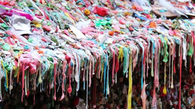 A Seattle, un mur entièrement recouvert de chewing-gums nettoyé pour la première fois