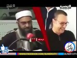 انٹریو کہ دوران زلزلہ آنے کہ بعد دیکھئے ۔ میزبان اور مہمان کا ردعمل ۔