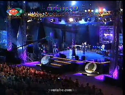 Gaye AKSU-Şu Garip Halimden Bilen İşveli Nazlım (Neredesin Sen)