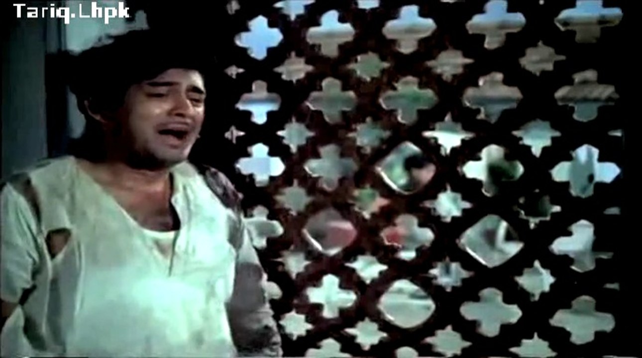 Khilona jan ker tum to mera dil torh jate ho