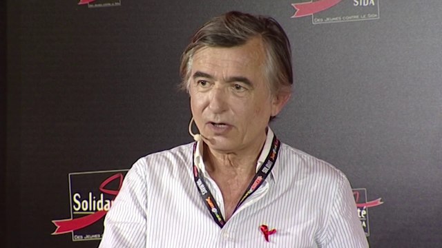 Philippe Douste-Blazy // Guerre mondiale ou solidarité mondiale, à nous de choisir ! // Forum Café Solidays