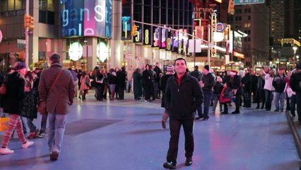 Fake Singer Pranks America