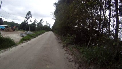 Lonely cyclist, Ciclista solitário, hoje na lama e chuva, nas várzeas do Rio Paraíba do Sul, (20)