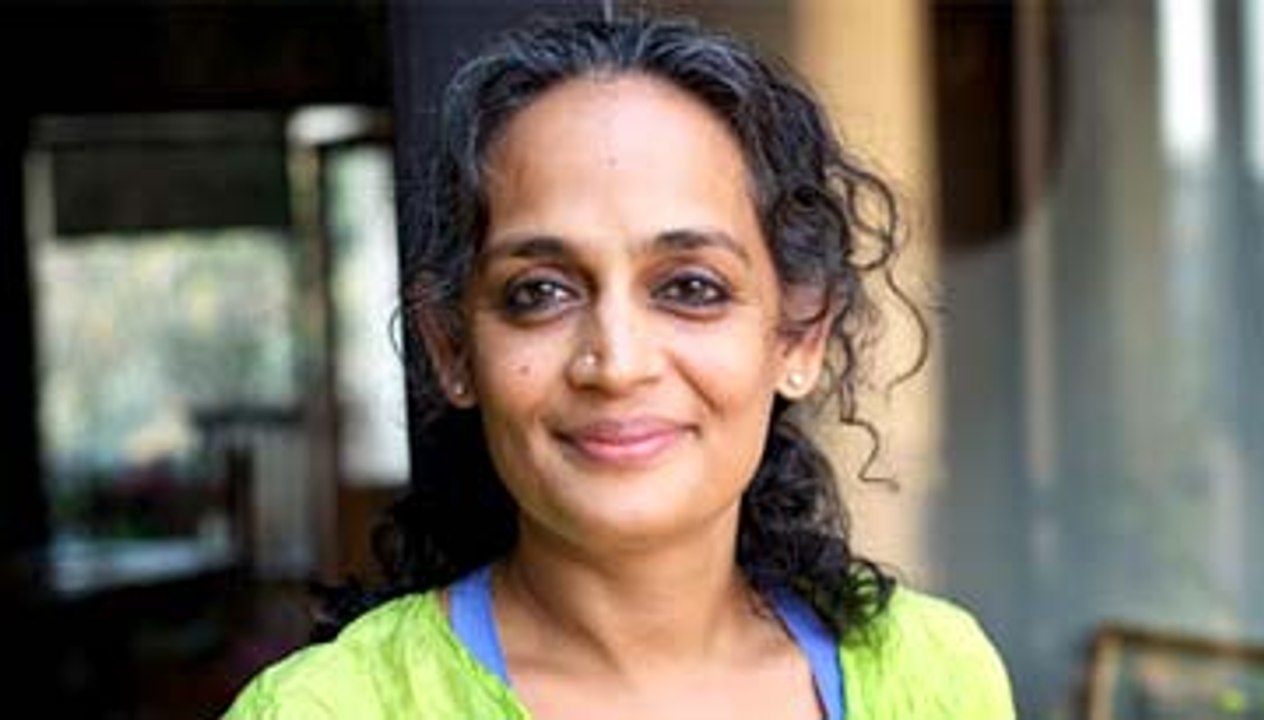 Indian writers return their awards to Indian Govt.