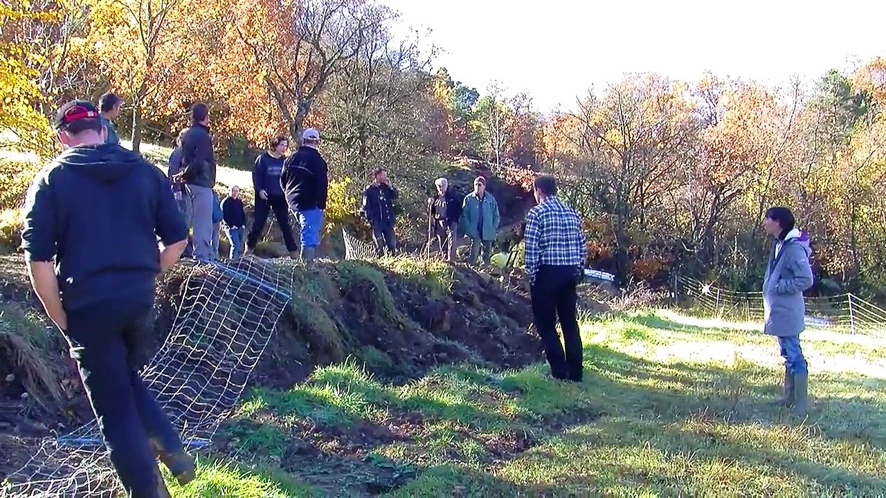 D!CI TV: une grosse bagarre éclate entre deux agriculteurs dans les Hautes-Alpes