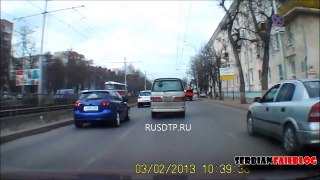 Russian Road Rage and Accidents (Week 1 March 2013) [18+] ☆ SFB