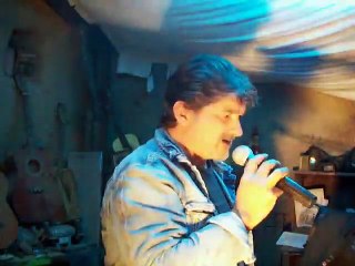 Thierry Chante Laura Johnny Hallyday