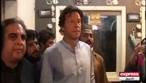 عمران خان کیمرے کی آنکھ سے نہ بچ سکے