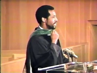 Ben Carson debunks the Big Bang Theory