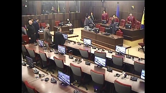 Imán bosnio a prisión por incitar a combatientes yihadista
