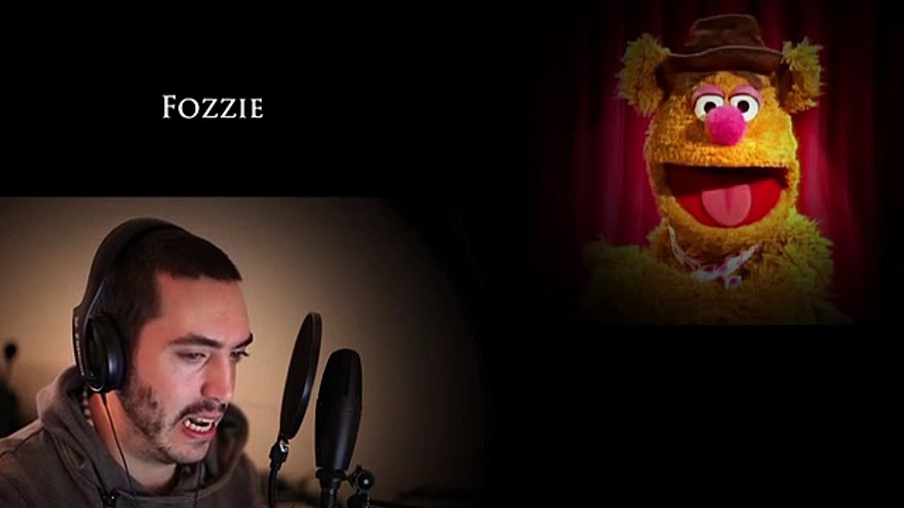 Mira a este hombre imitar 50 voces de tus personajes favoritos