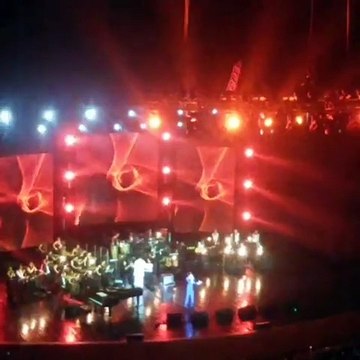 «Supremacy» (фрагмент) А.Бон (концерт участников «Голос»-3, Москва, 18.02.2015) (mariyabudina)