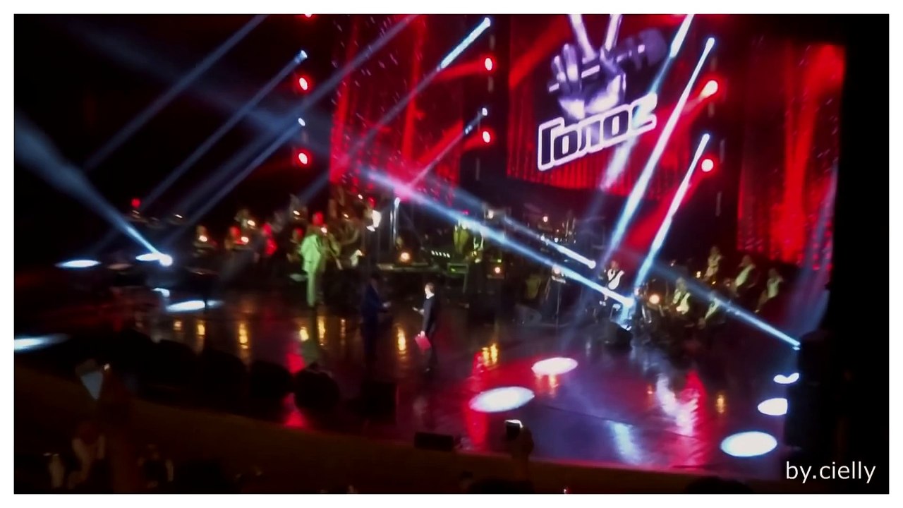 Светлячки и цветы. А.Бон (концерт участников «Голос»-3, Москва, 18.02.2015) (cielly)