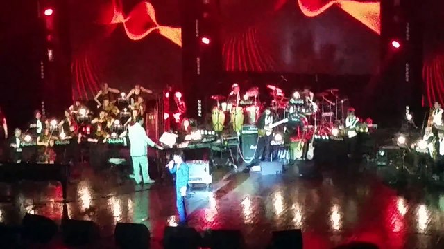 «Supremacy» А.Бон (концерт участников «Голос»-3, Москва, 18.02.2015) (Screpka)