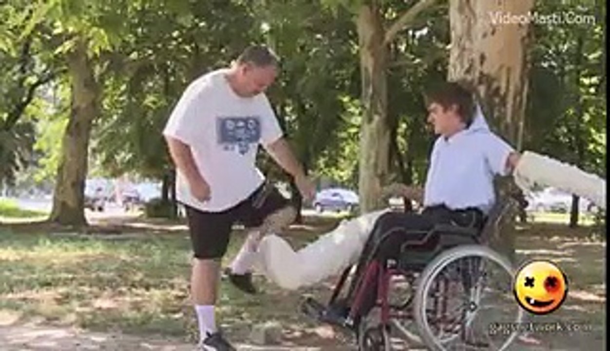 Patient Udd Gaya Hawa Mein - Very Funny Prank- MOST FUNNIEST VIDEO OF 2015