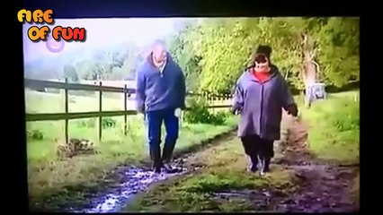 Funny videos׃ Stupid people doing stupid things #4
