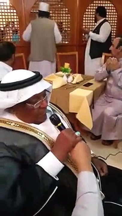 Hazrat Peer Naqeeb ur Rehman,Sahibzada Hassaan and Raza Saqib Mustafai sb in Madina Munawara!