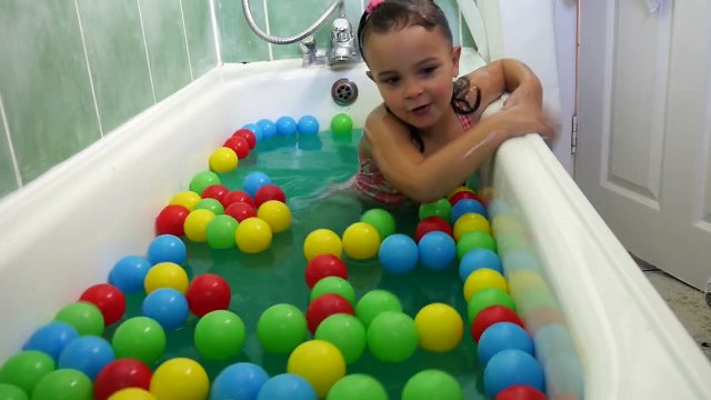 Giant SLIME BATH Gooey Pool With SLIME BAFF and ball pit balls