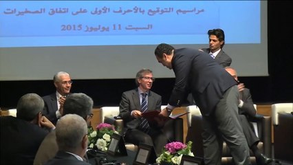 ليون يغادر منصبه وسط عاصفة مـن التشكيك بحياده