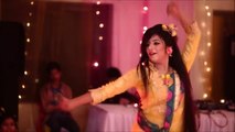 Outstanding Girls Medley Mehndi Dance