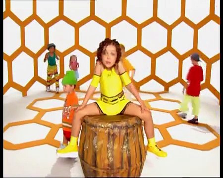 7 Алина Гросу Бджiлка (Low)