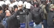 Beyazıt'ta öğrencilere polis müdahalesi