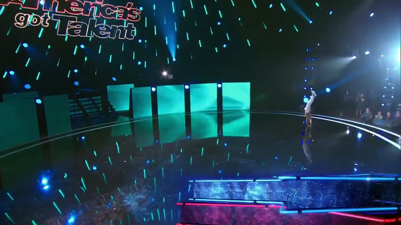 Americas Got Talent 2015 S10E09 Judge Cuts Gymnastic Dance Routines