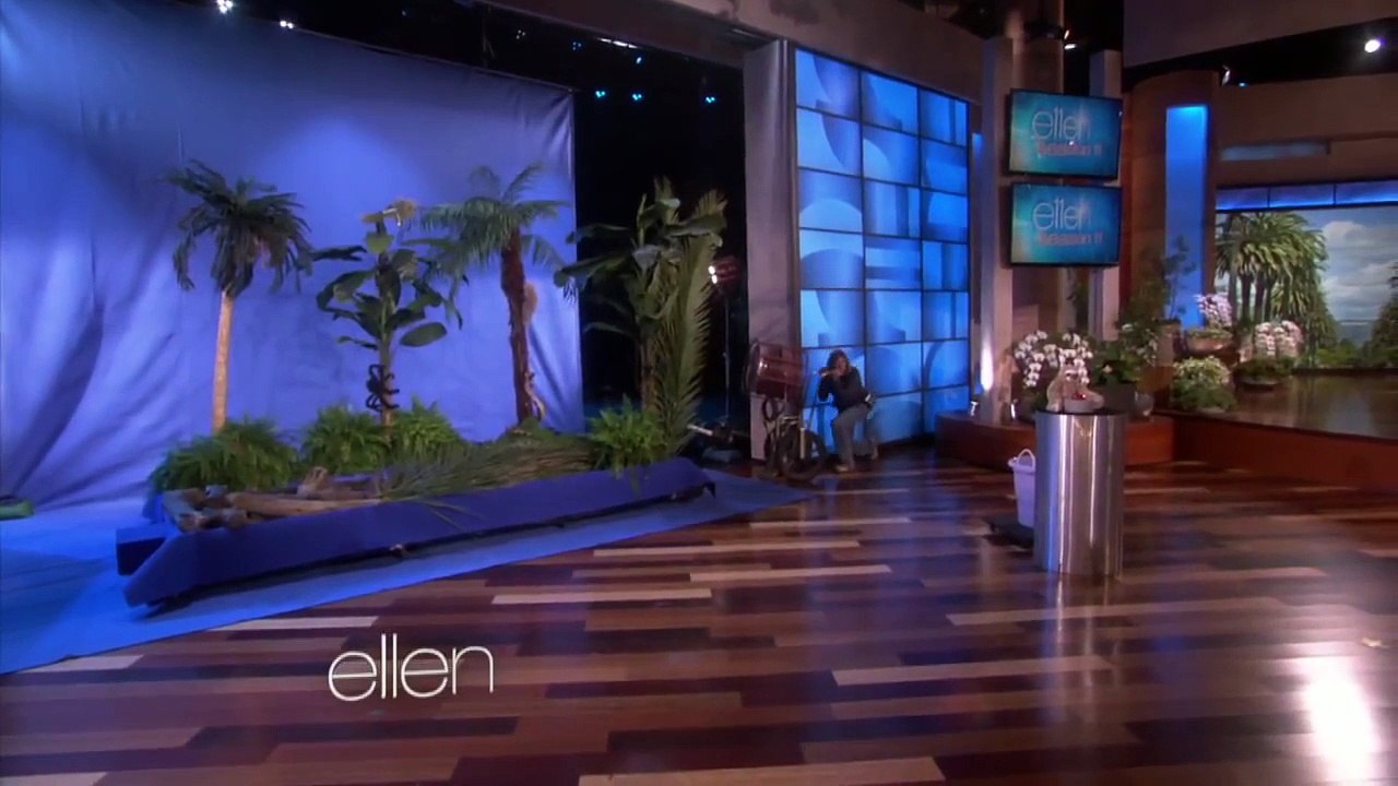 Kristen Bell Gets Naked and Afraid