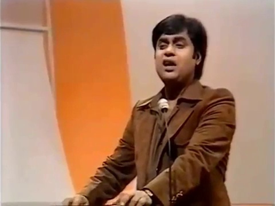 Gham Mujhe Hasrat Mujhe Wehshat Mujhe Sauda Mujhe By Jagjit Singh