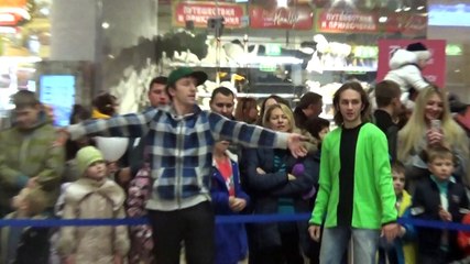 Экстремальные трюки от роллеров